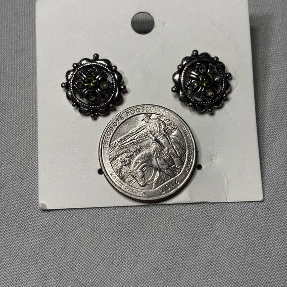 New! Hint of Green Button Gemstone Stud Earrings - Picture 4 of 4